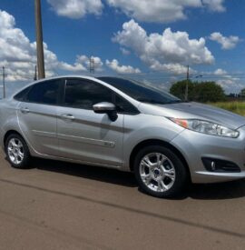 FORD FIESTA SEDAN